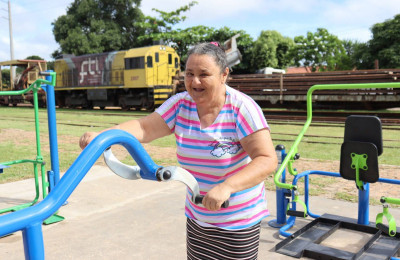 SEID entrega mais 14 academias acessíveis ao ar livre para 13 municípios do Piauí
